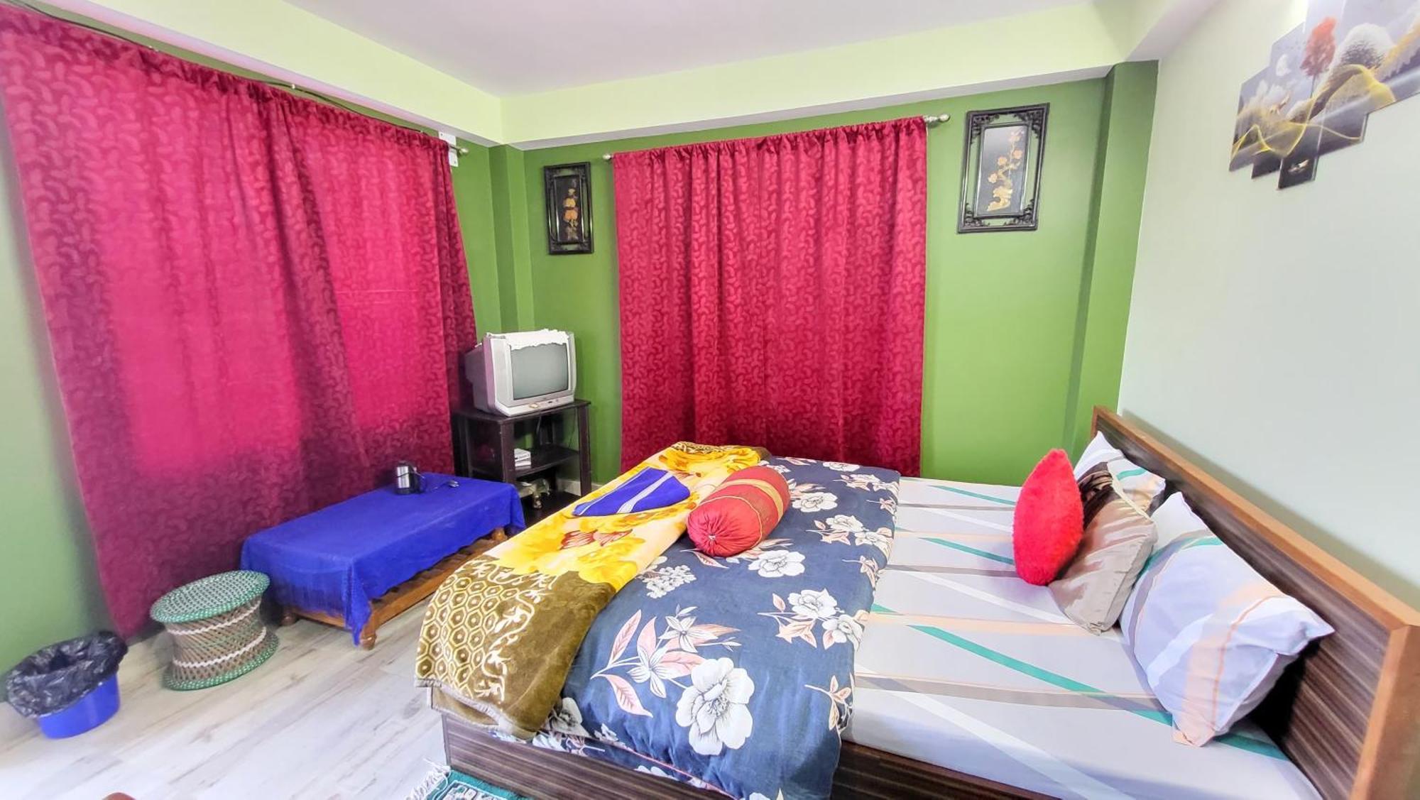 Seven Hills Homestay 噶伦堡 外观 照片