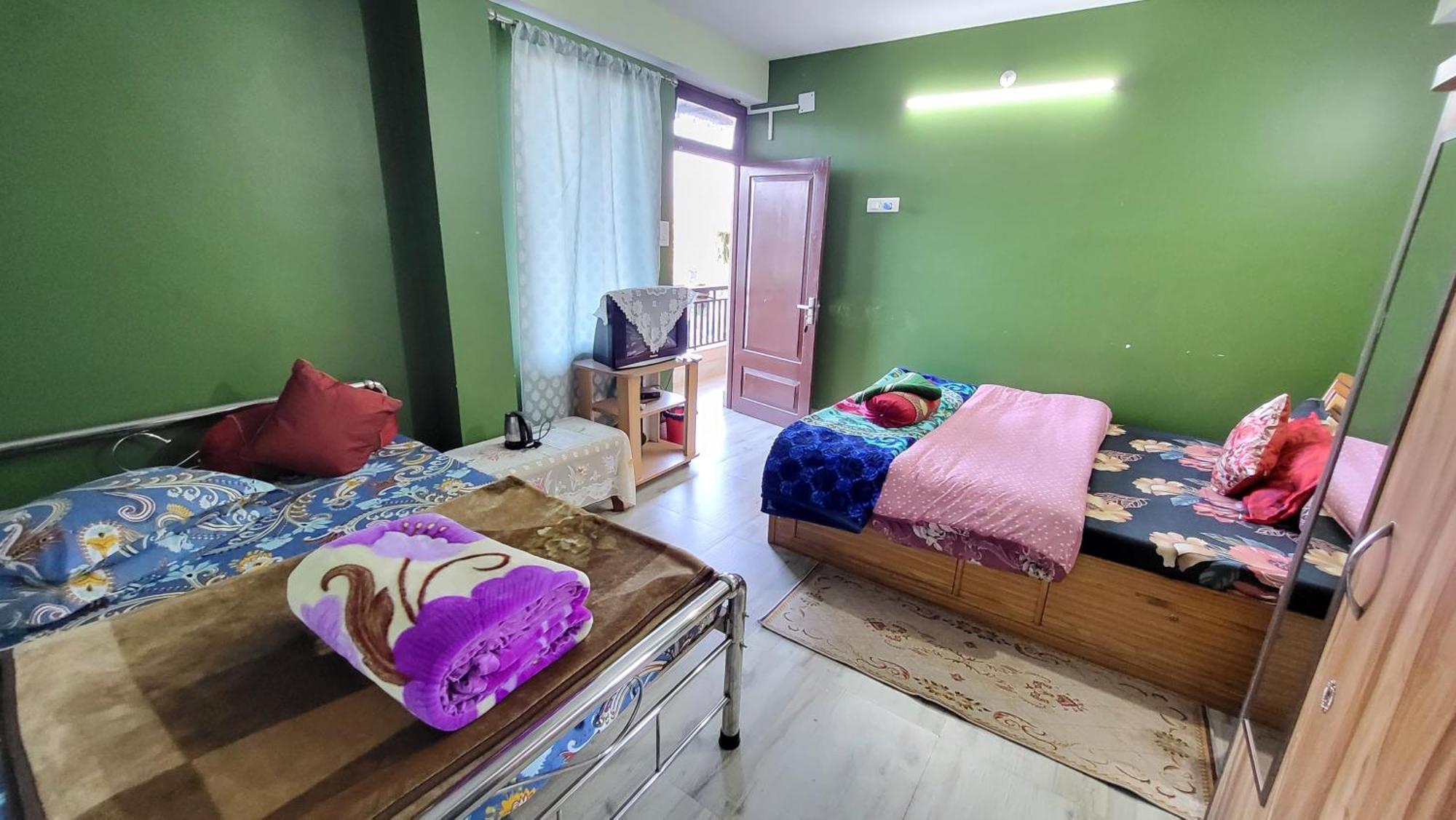 Seven Hills Homestay 噶伦堡 外观 照片